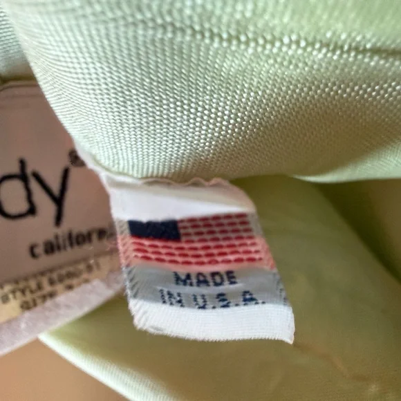 Regency Light Green Gown - Picture 9 of 9